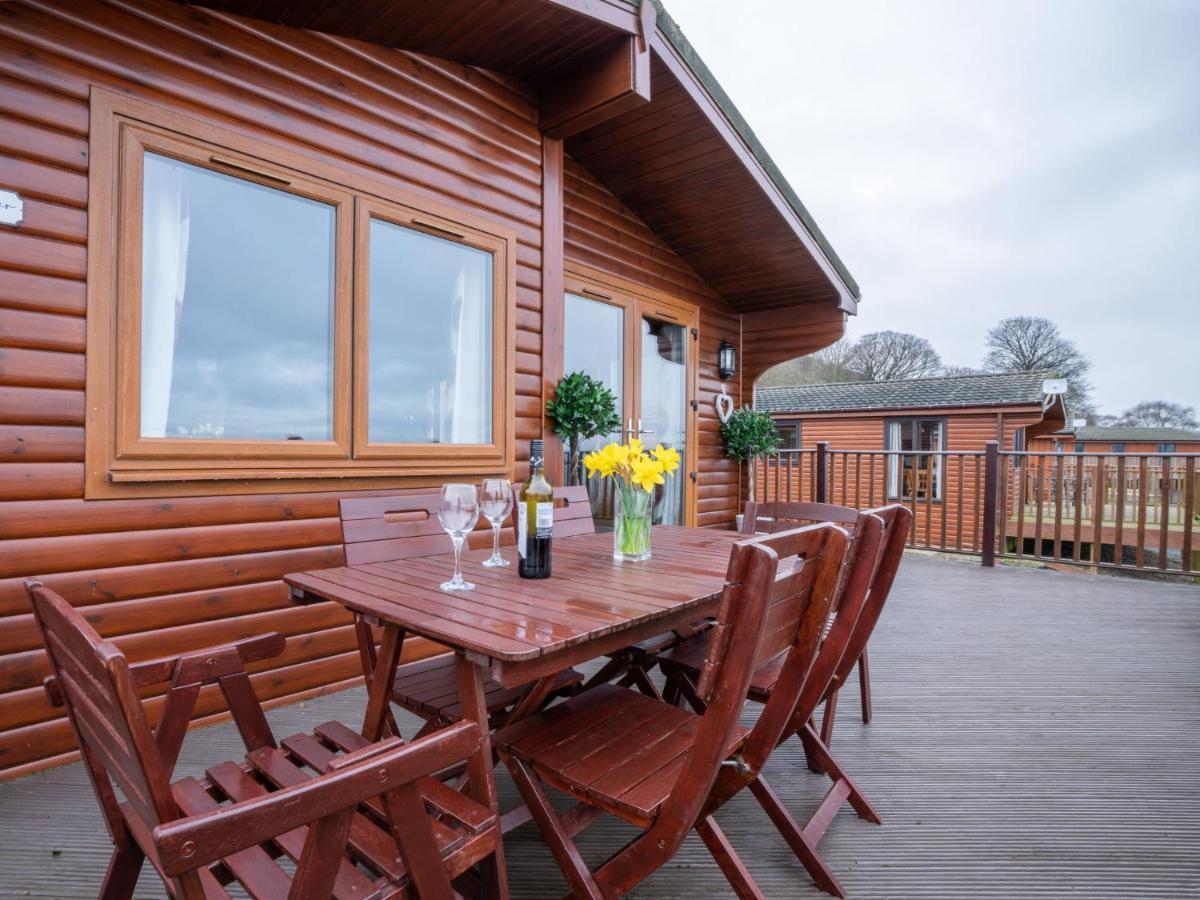 Chalet Loch Leven Lodge 12 Kinross Exterior foto